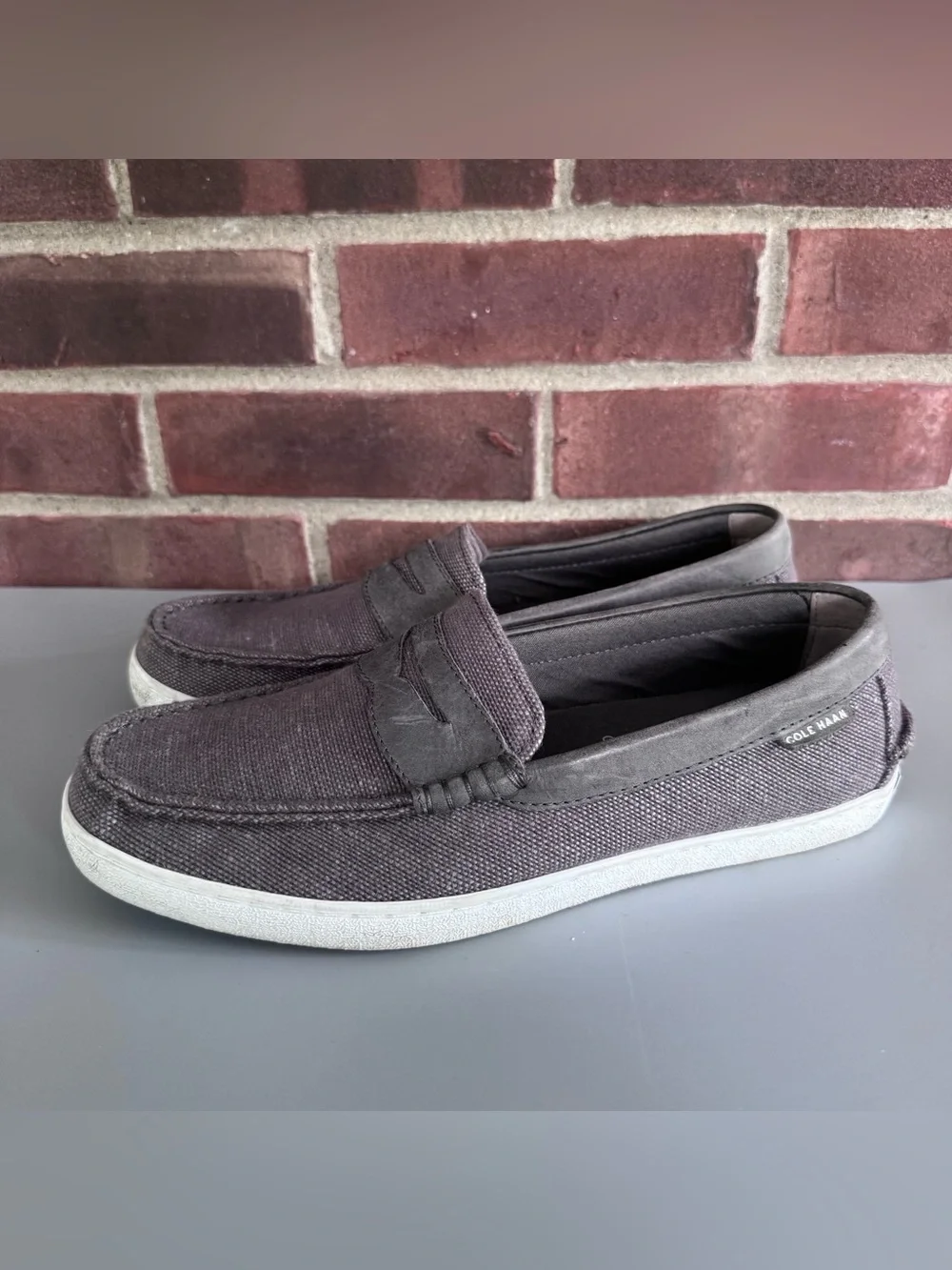 Cole Haan Pinch Maine Grand OS Penny Loafers Mens US 10M Gray Canvas C25710. In